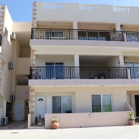 Sunset Apartment With Pool & 10 Mins To Venus Beach Paphos Luaran gambar