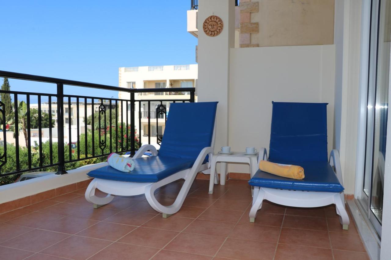 Sunset Apartment With Pool & 10 Mins To Venus Beach Paphos Luaran gambar